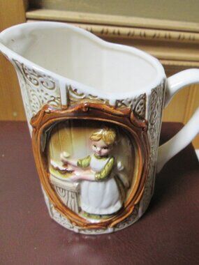 Vtg sears Pioneer Women 1978 Japan collectible pattern 7 in pitcher creamer